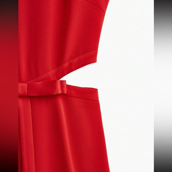 MOTF PREMIUM CUTOUT BOW DETAIL DRESS - Picture 3 of 6